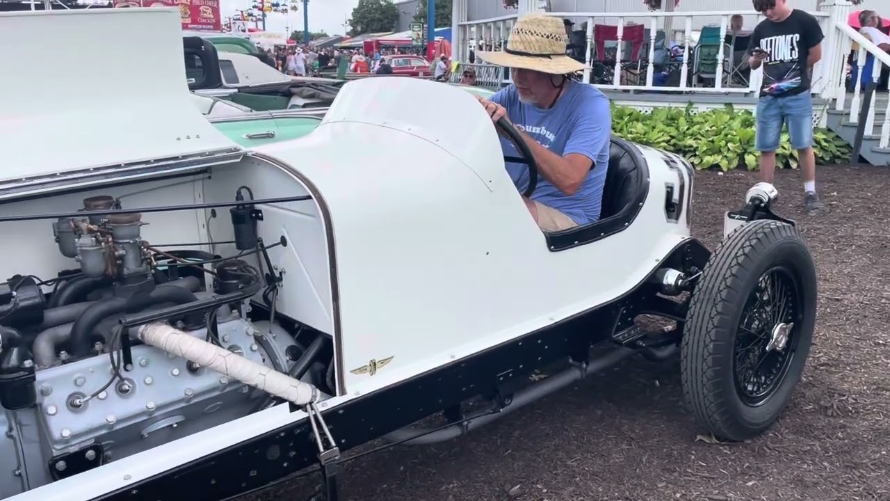 1930 Oakland Special engine start