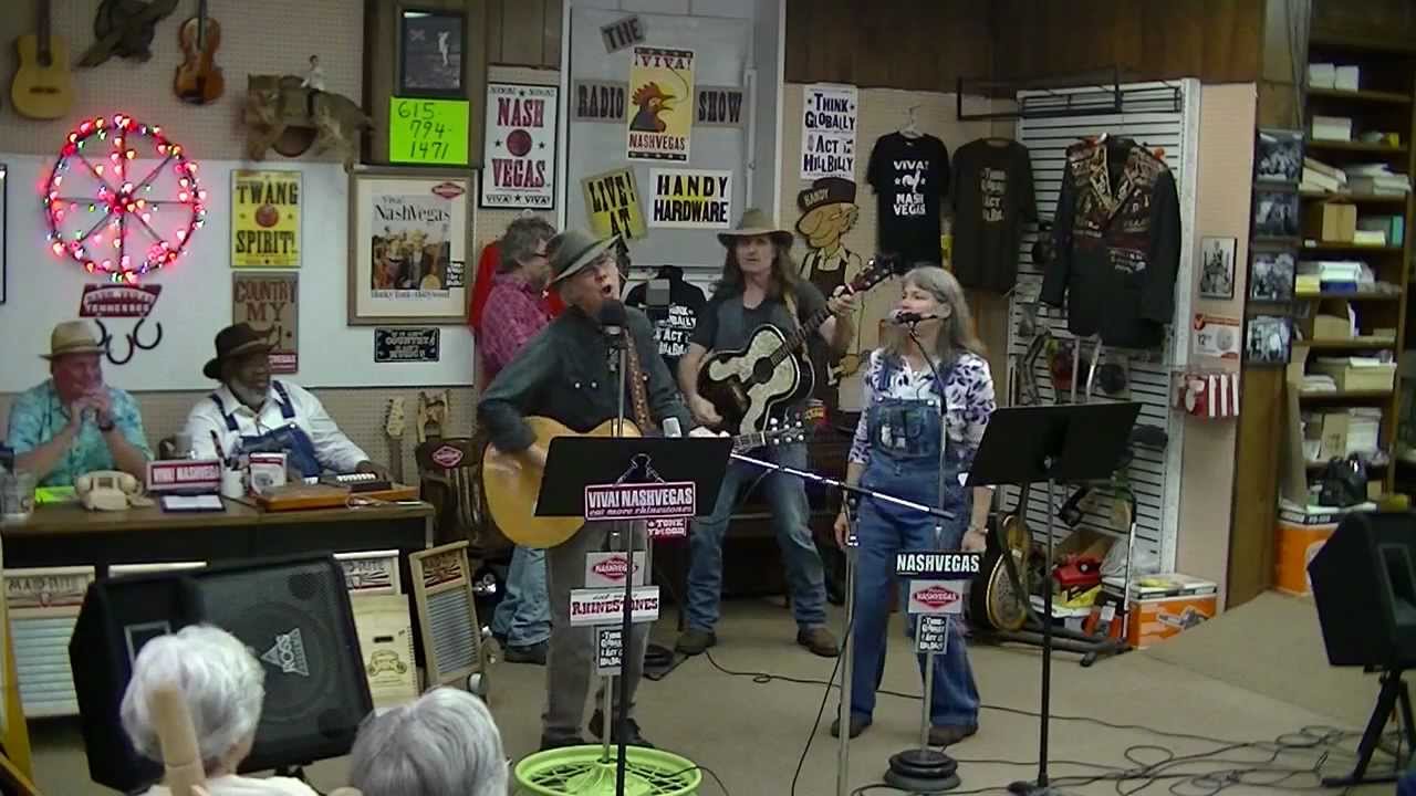 americana salon Amy Okie & Tom Comet: 