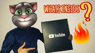 YOUTUBE SENT ME A MYSTERY BOX - WHATS INSIDE ? by Tech Know 401,169 views 6 years ago 1 minute, 53 seconds