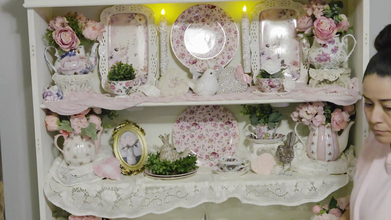 Valentine's Hutch and Tree 2026!