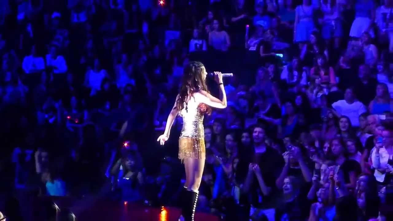 Selena Gomez - Save the Day / A Year Without Rain (Stars Dance Tour Saskatoon) HD