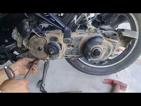Video Cận Cảnh Thay Dây curoa Nouvo LX 135 - Cho Anh Em Mới... - youtube