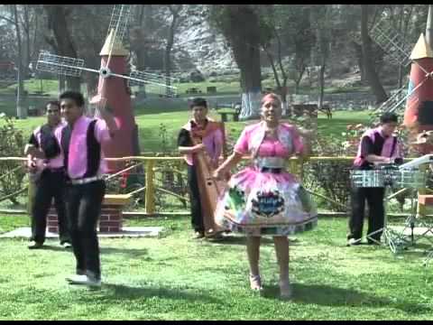 Mily Huerta - MueQUito Jhonatan ( Grabando Video C...