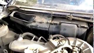 видео Замена радиатора охлаждения ВАЗ 2110 своими руками (цена)