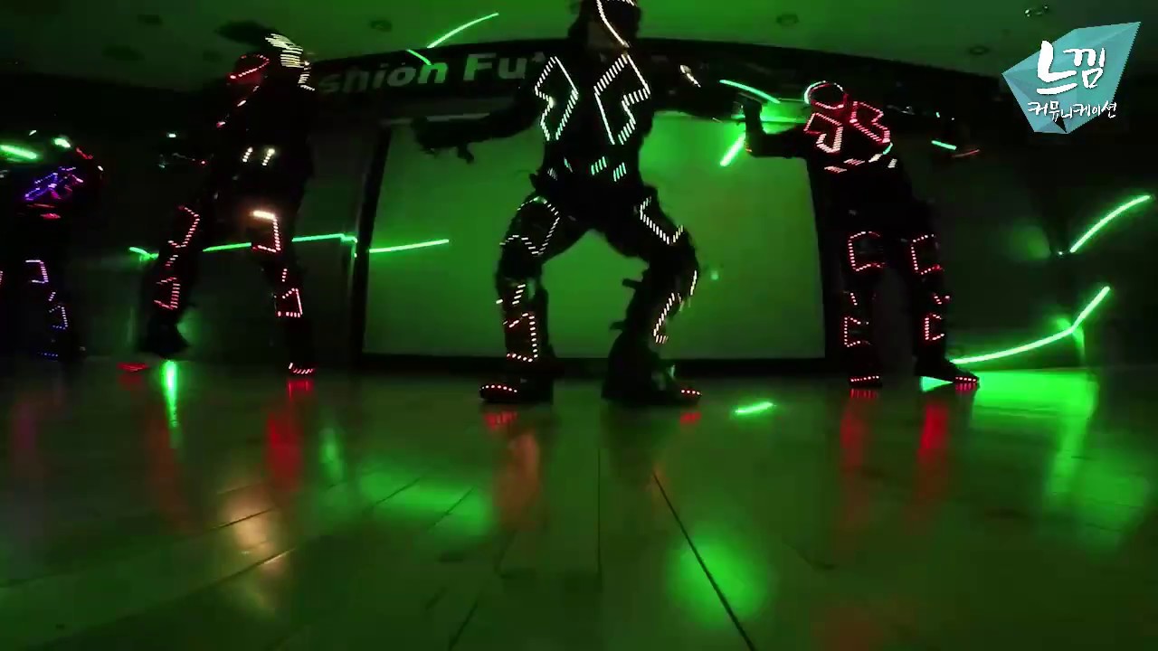 Fashion Future 2016 [LED COLOR DANCE] - YouTube