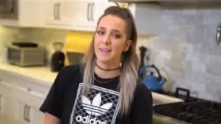 jenna marbles trying to feed her dogs for 1 minute straight (meme)