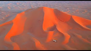 جبال الرمل في #صحراء_الدهناء ( حومة النقيان ) Sand mountains in Ad Dahna desert