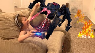 Gigantic Robot Spider Attack