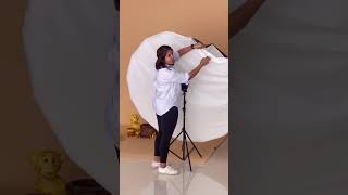 BTS from our Newborn photographyworkshop - Lighting Techniques #learnphotography