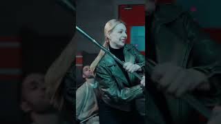 Salvó a un desconocido… y terminó odiando quién era 😨 #drama
