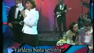 Lotta Engberg - Världens Bästa Servitris