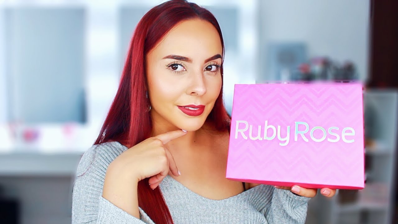 Probando Maquillaje de RUBY ROSE |Karomakeup| - YouTube