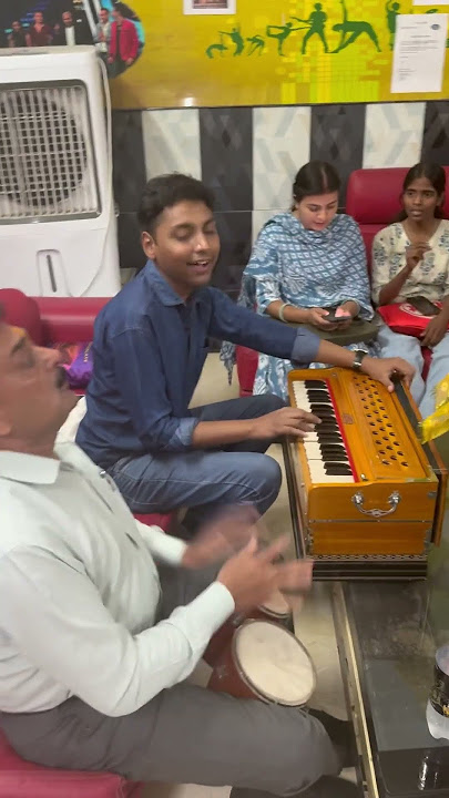 Zindagi ek safar hai Suhana song | Students and Faculty Bongo Jamming | Indian Idol Academy Gurugram