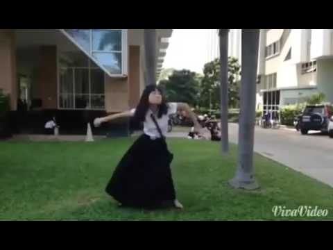 Thailand girl dance funny
