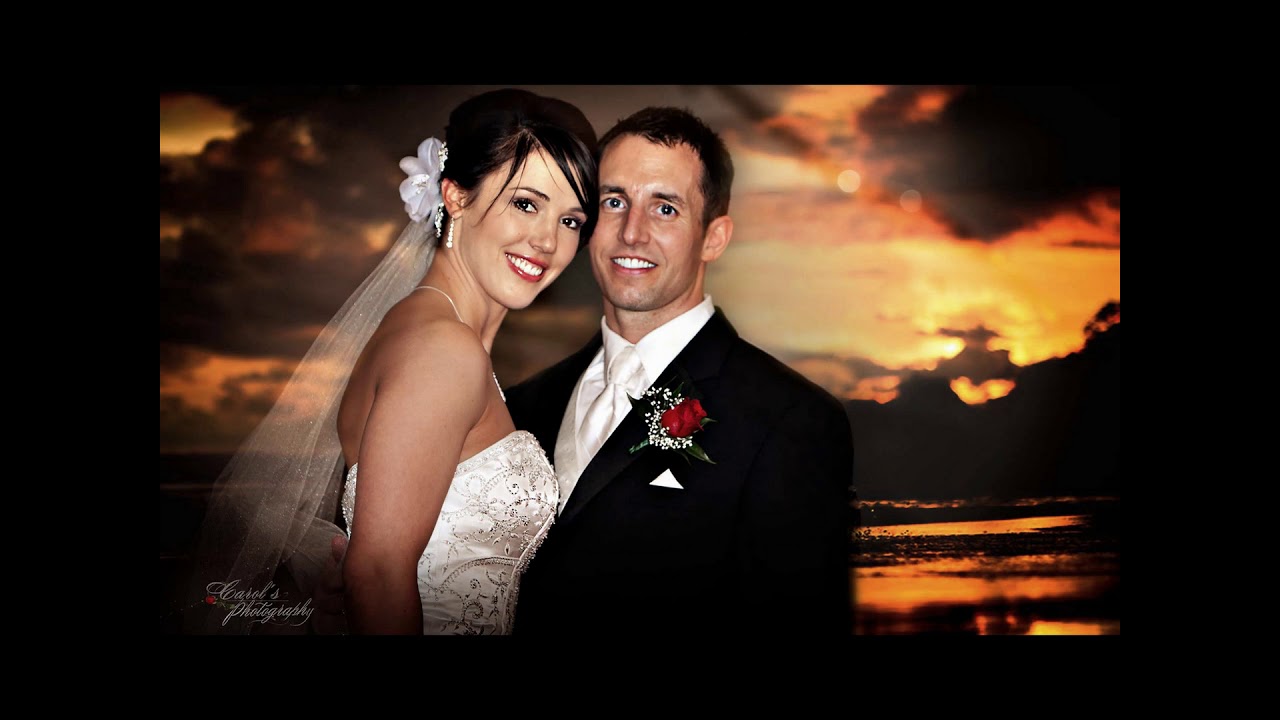 Info on Carol's Photography & why you should hire them as your wedding photographers