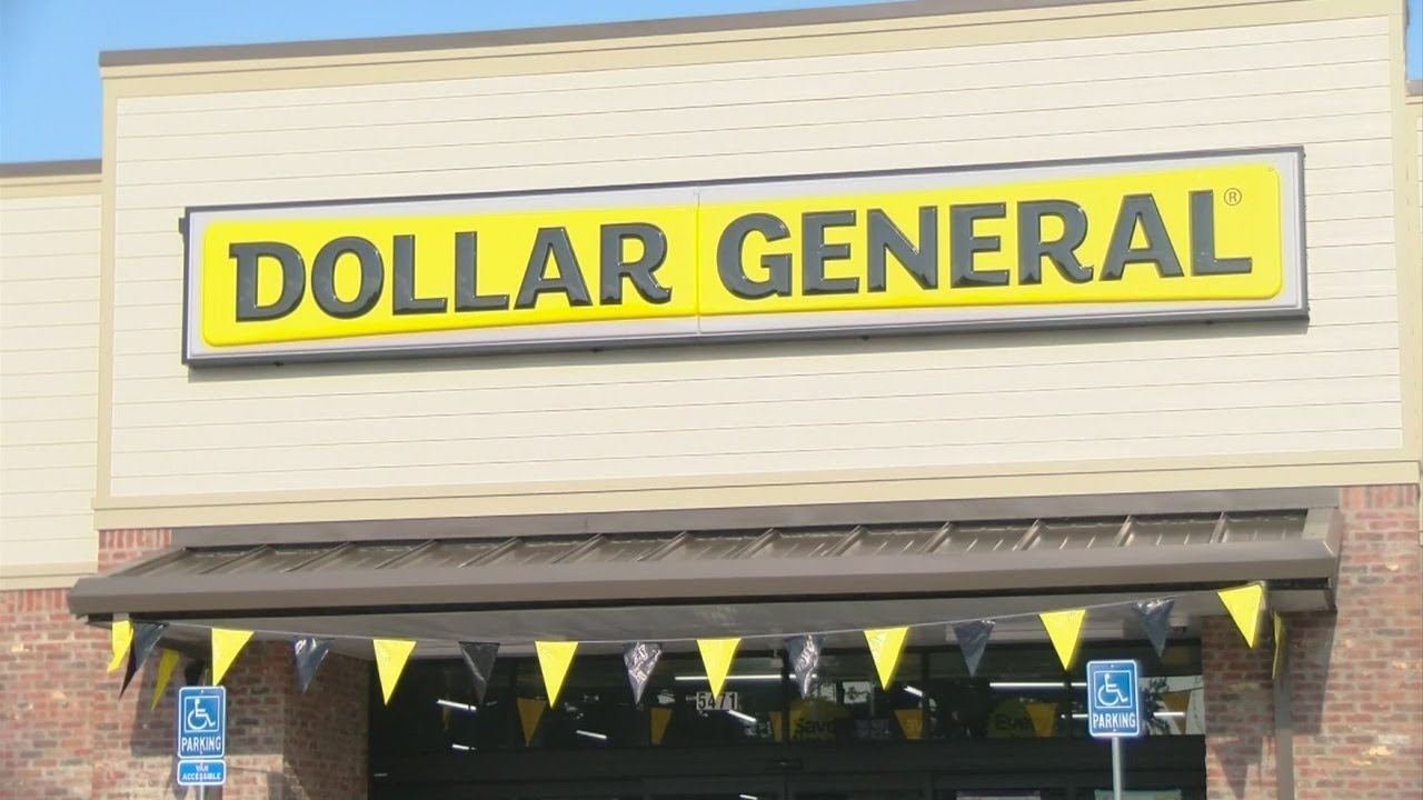 Dollar General gives 1st hour of day to senior shoppers