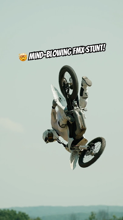 This FMX stunt bends PHYSICS!! 🤯^^