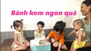 CHỊ EM THƯỞNG THỨC CHIẾC BÁNH KEM