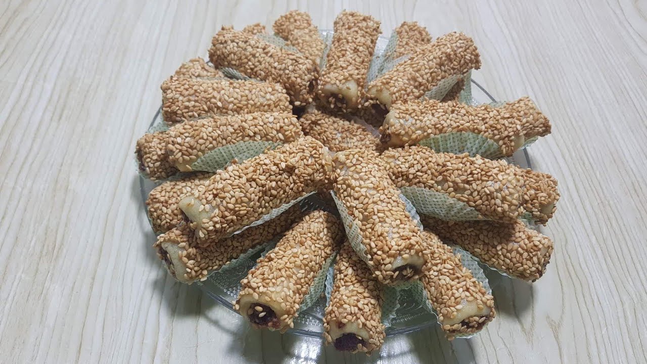 لفة التمر أو أسمر الورقة بطلب من المشتركين