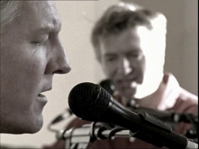 YouTube에서 Finn Brothers - Won't Give In (acoustic) 보기 YouTube에서 Finn Brothers - Won't Give In (acoustic) 보기
