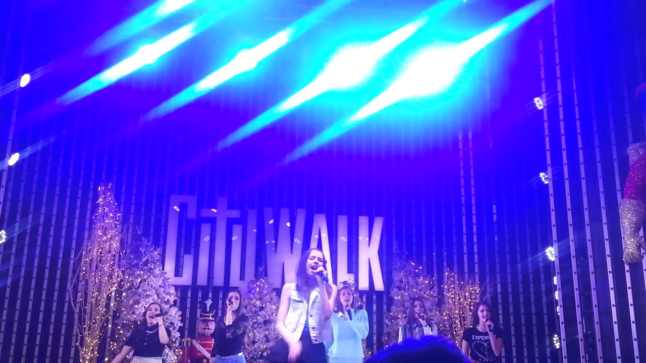 Cimorelli performs We Found Love at Universal CityWalk 12/1612