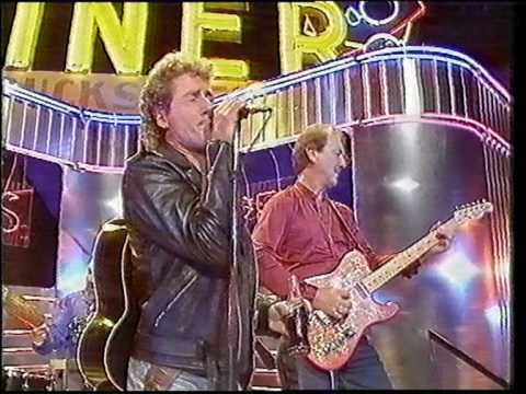 Roger Daltrey and James Burton (guitar): Lawdy Miss Clawdy