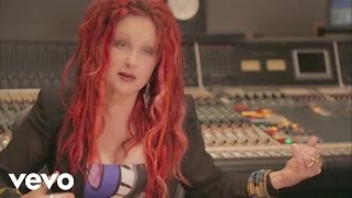 Cyndi Lauper - The Story Behind 