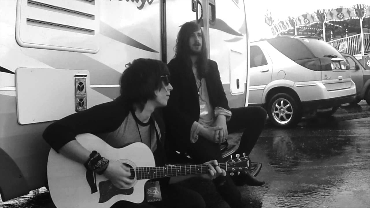 Beautiful minor key cover of "Hey Jude" YouTube