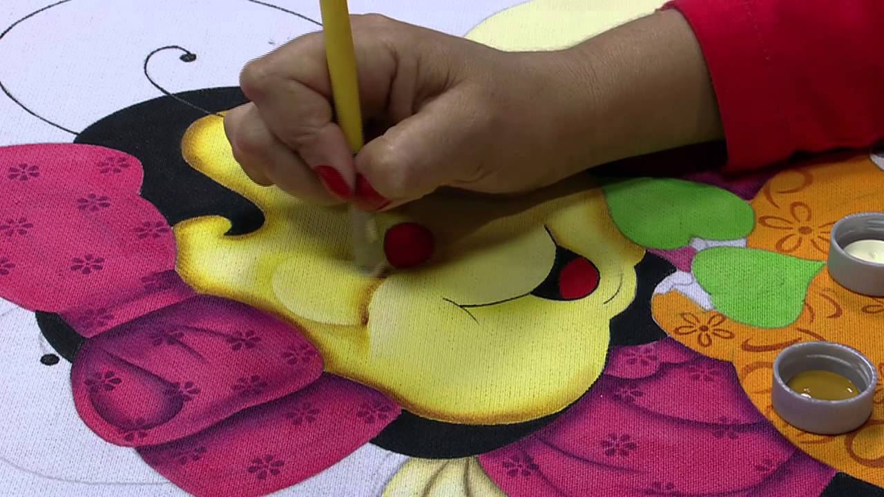 Mulher.com 15/07/2015 Lilinha Silva - Pintura em tecido abelinha Parte 1/2