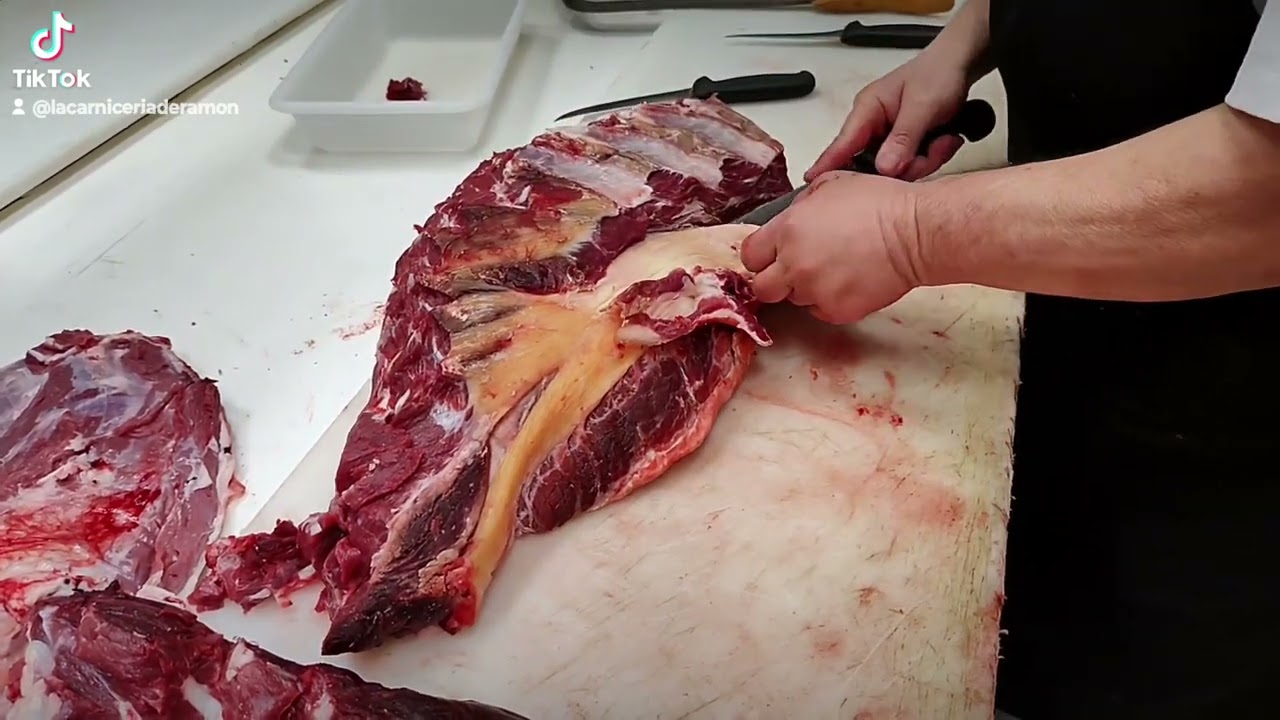 aguja de ternera arreglo y separación de piezas