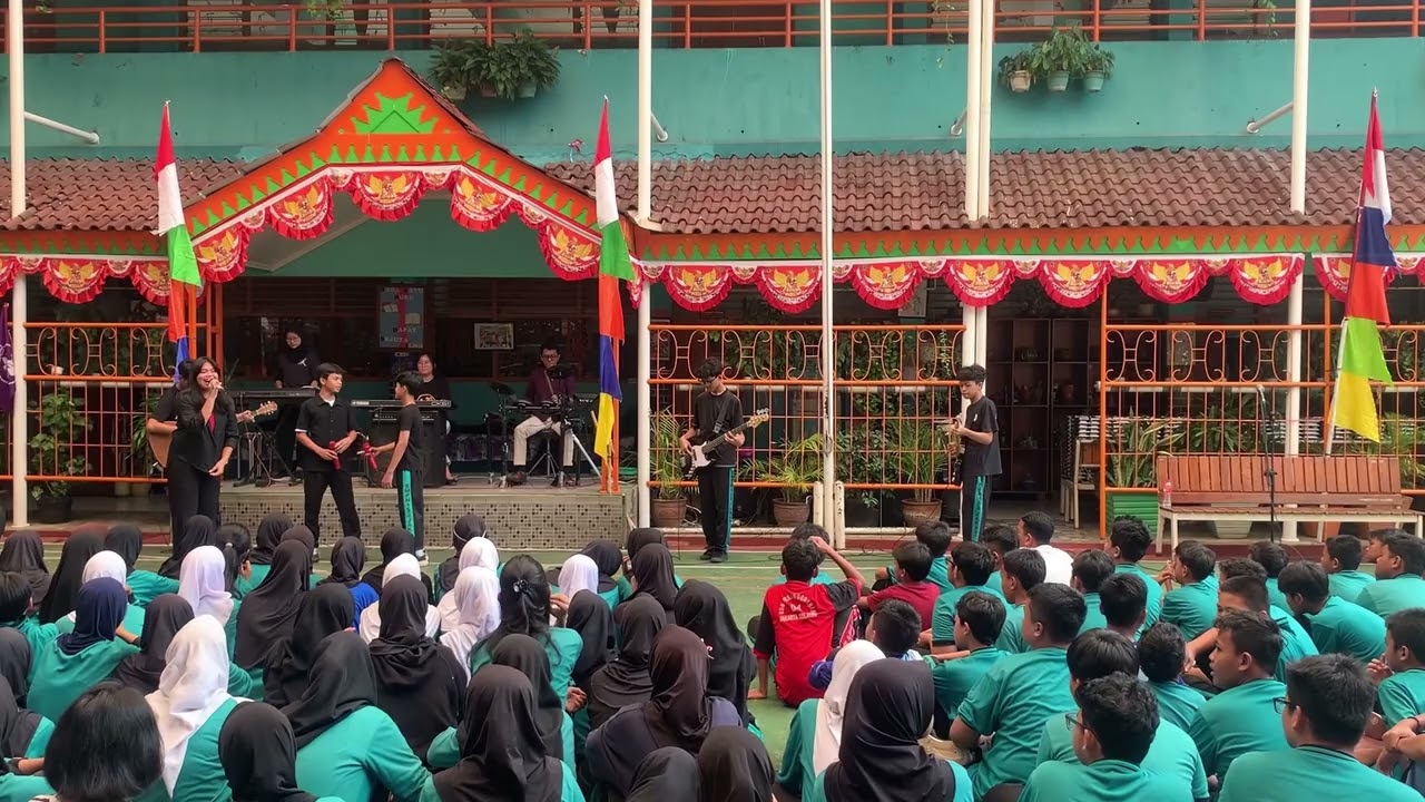 Hari Merdeka & Bendera - Coklat (Live Cover) | Musicaliti