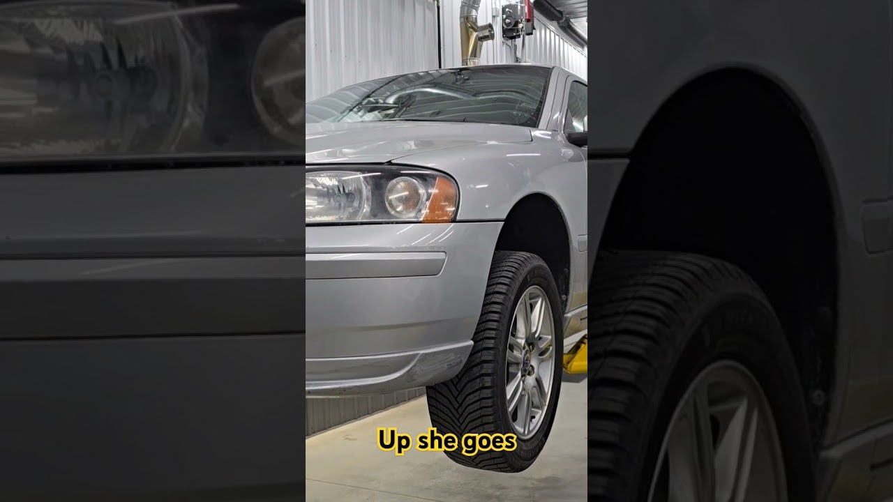 2007 VOLVO S60 2.5T AWD 