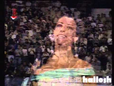 نجوى كرم مغرومه حفل عيد الصحفيين سوريه 2001 