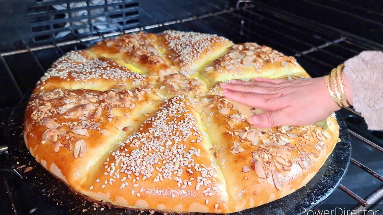 جربيها غتولي مدمنة عليها❓️احسن من بيتزا بي عجين خفيفة بحال ريشة بلا ذليك بلا مجهود