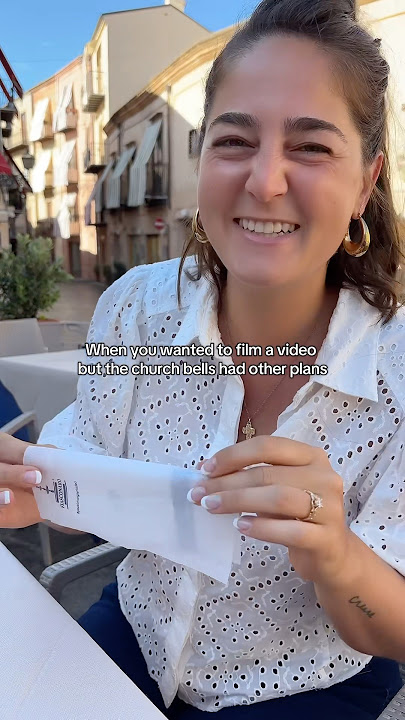The reality of filming in Italy 🇮🇹😂 #lifeinitaly #italytravel #italy #travelitaly