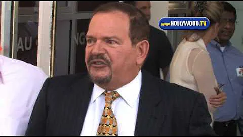 Michael Jackson's Doctor Arnie Klein Speaks To Hol...