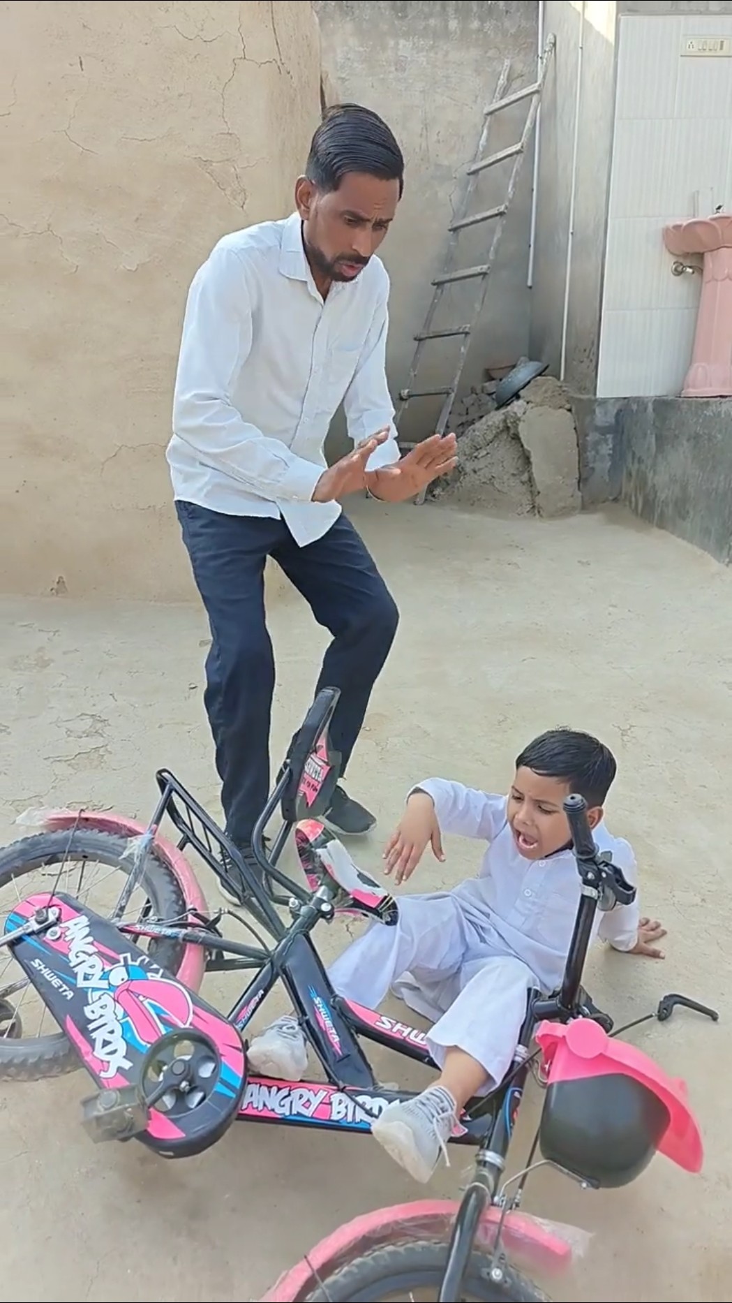 Shantanu cycle Se gir Gaya ? #shorts