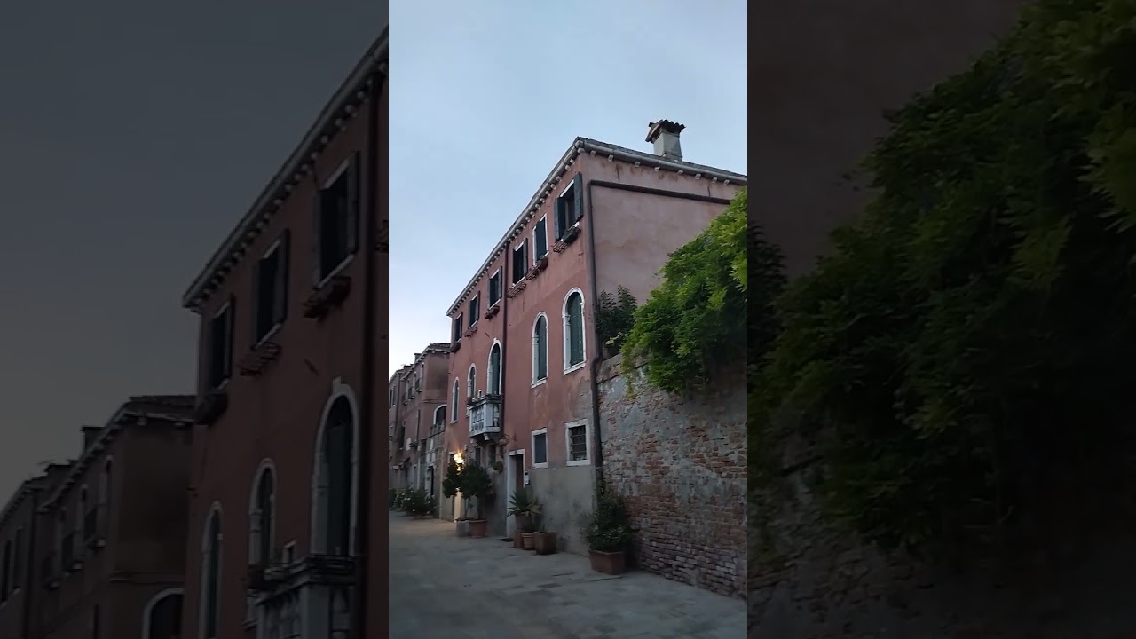 Lightning 🌩️ storm in Venice, Italy - July 19th, 2023 ‎@italy4suitcasesandacat  (2)
