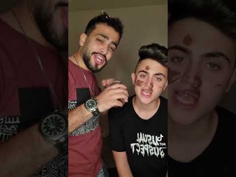 جواني يضع النوتيلا على وجه محمود