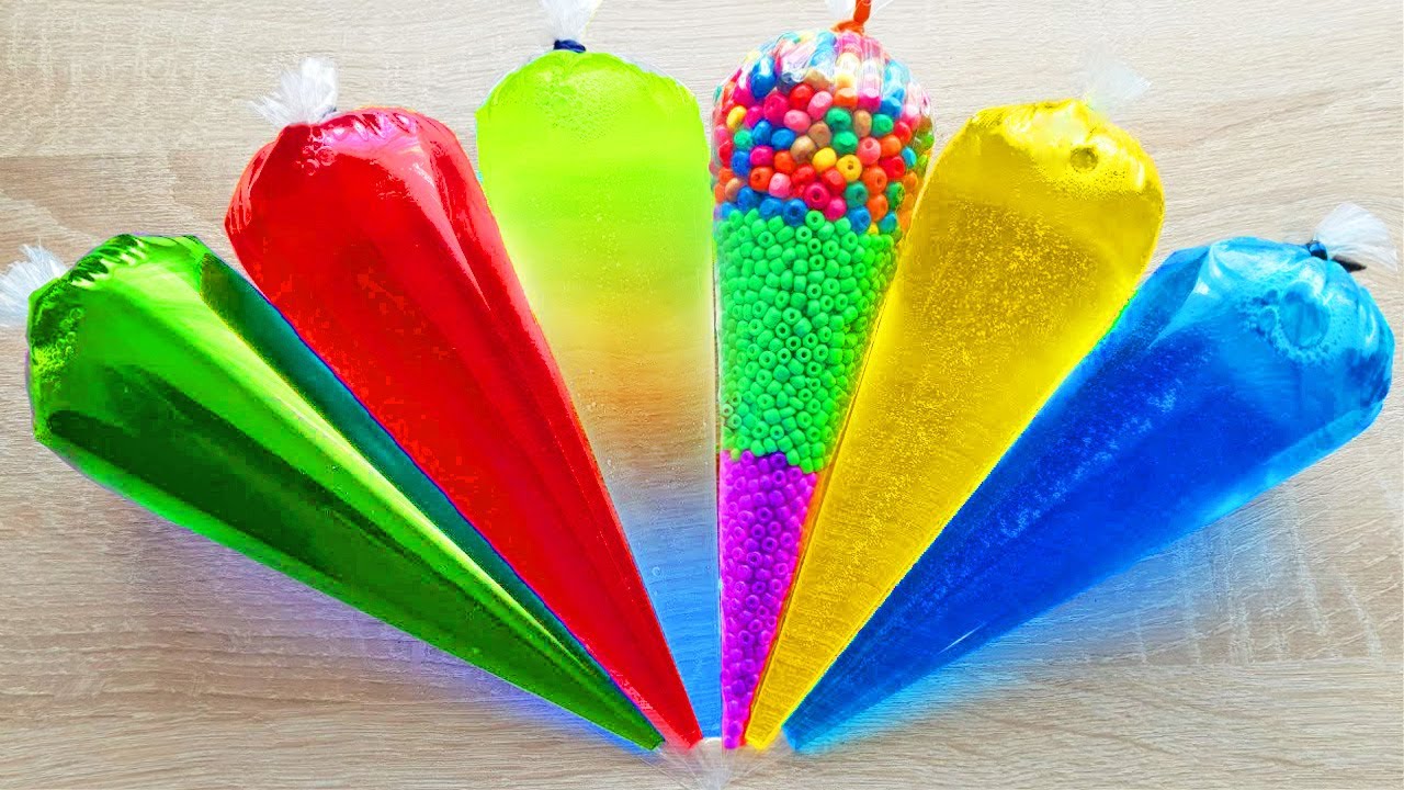 Making Glossy Slime with Piping Bags YouTube