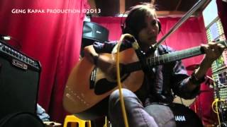 DownloadImaginasiku - Alice Alive (acoustic version) MP3 MP4 Imaginasiku - Alice Alive (acoustic version)