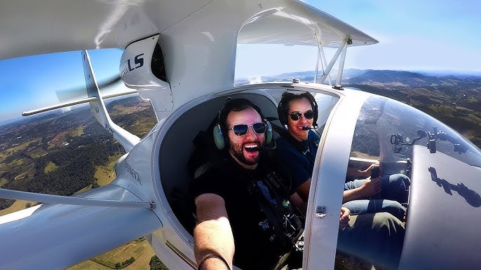 Como fazer um AEROMODELO DE CONTROLE REMOTO  Nós fomos ao Instituto Mauá  de Tecnologia para aprender a fazer um aeromodelo que voa por controle  remoto. A boa notícia é que é