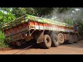 Giant Ashok Leyland Lorry Truck is Stuck In Mud Videos with 14 Wheeler get-out help of Tractor Ropes