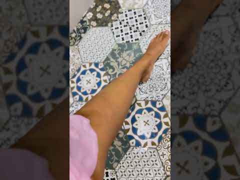 Testing VIRAL Exfoliating