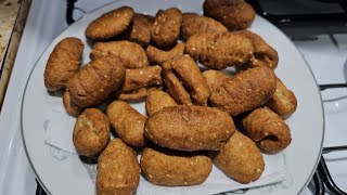 Homemade Flour Kajoor Mithai  Tasty, easy recipe urdu kajoor dry mithai  Cooking with Rizwana