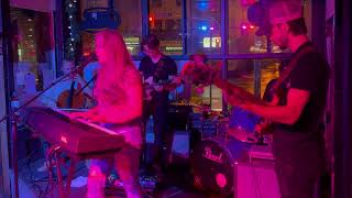 Briar Summers "Lipstick" - Live at the Linsmore