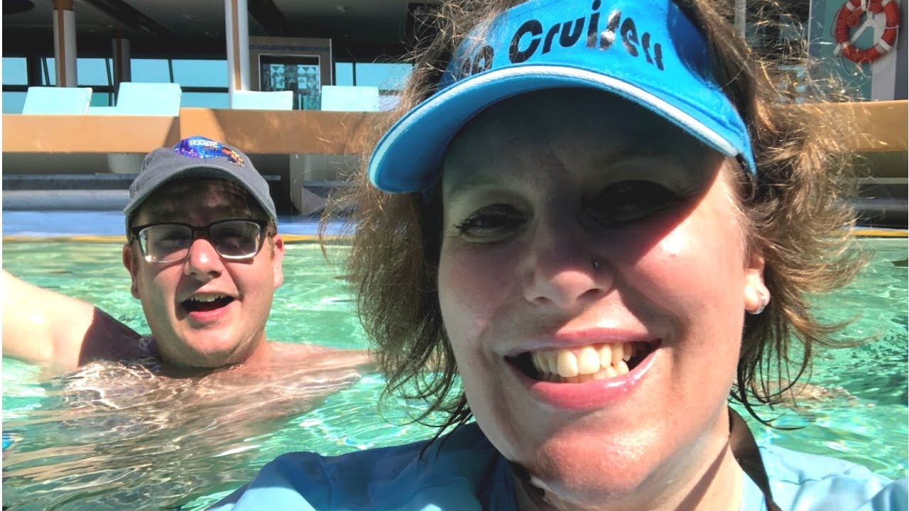 Boarding Day Lunch on the Mariner of the Seas | Cruise Vlog [ep2]