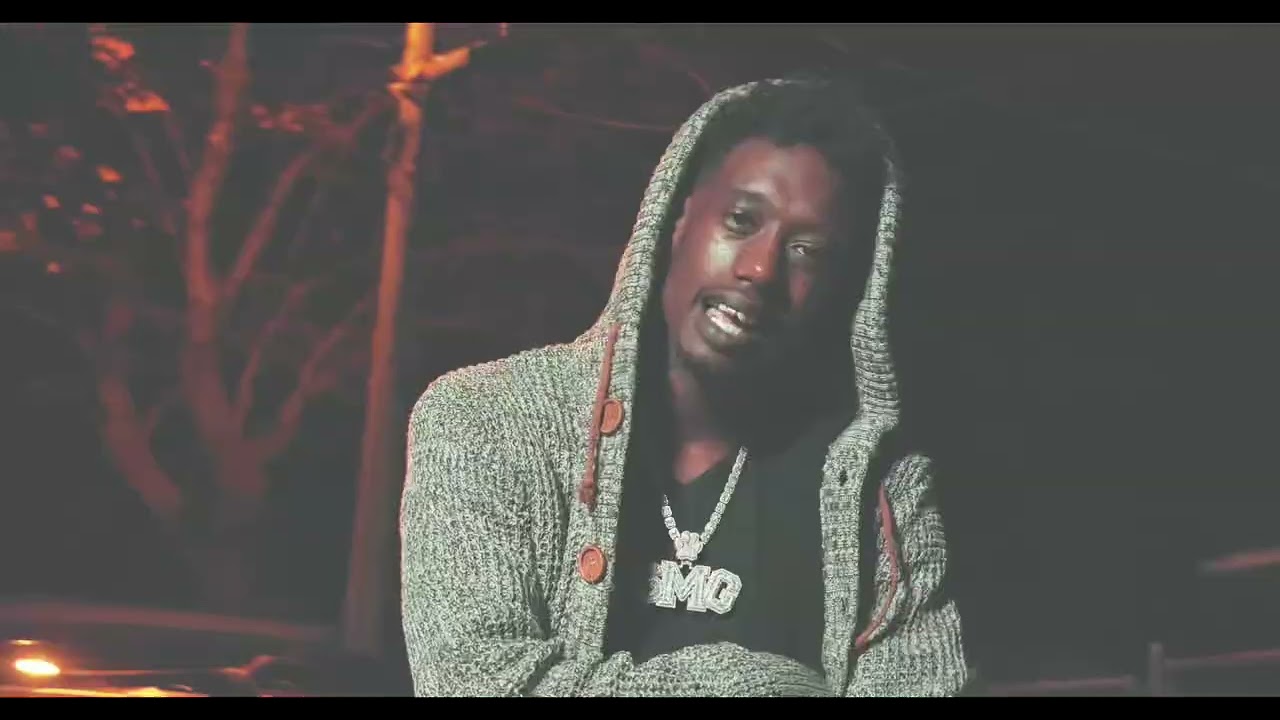 Guarda Neeno Blak - OMS (Official Music Video) su YouTube Guarda Neeno Blak - OMS (Official Music Video) su YouTube