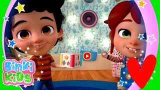 Peek A Boo Baby Shark Shapes Song Bath Song Binki Kids