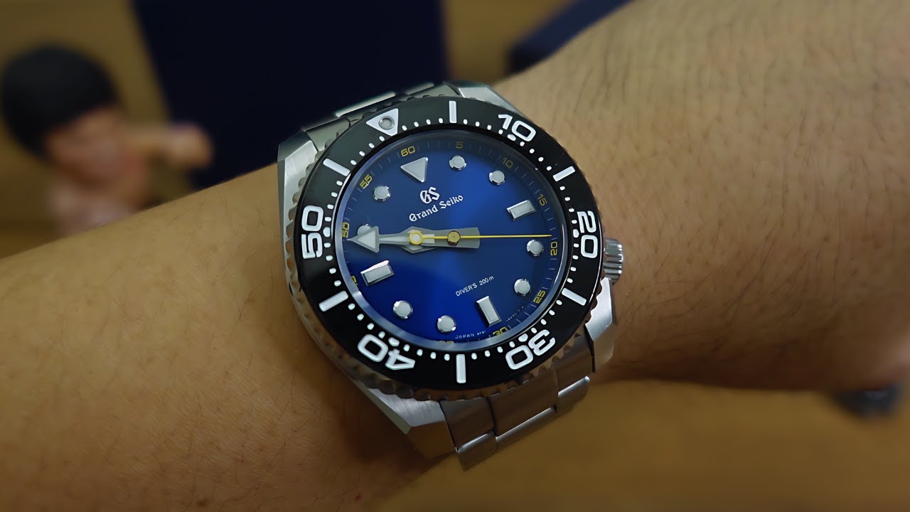Grand Seiko SBGX337 Review | A JDM Hidden Gem Diver Watch!? High Accuracy  Quartz HAQ Wristwatch - YouTube